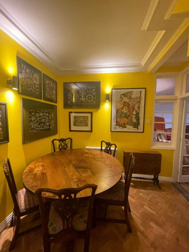 Others 3, Expansive 4BD Home- 15 min From Buckingham Palace!, London