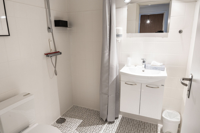 Bathroom, Hotel Herning, Herning
