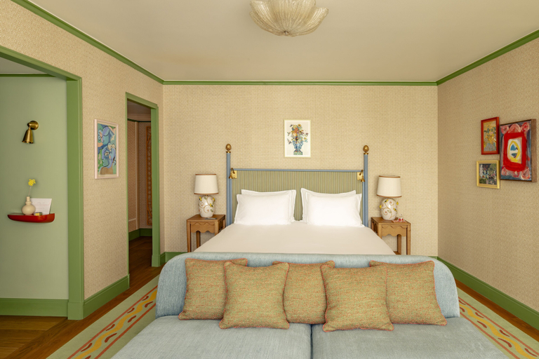 Bedroom 4, La Fantaisie, Paris