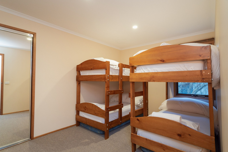 Bedroom 2, Hotham Sun Apartments, Mount Hotham Alpine Resort