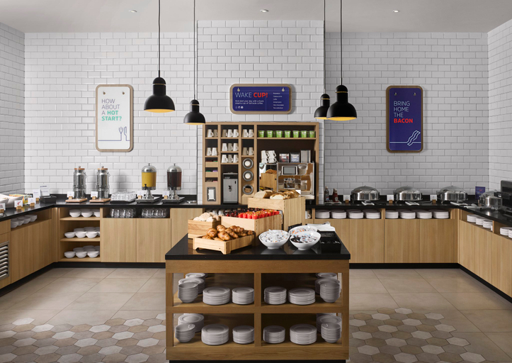 Food & Drinks 3, Holiday Inn Express MALTA by IHG, St Julian's