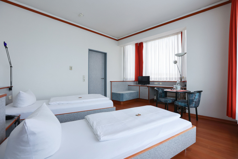 Bedroom 4, Hotel Blaubeurer Tor, Ulm