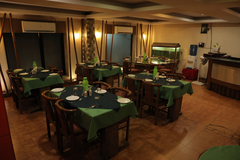 Food & Drinks 4, Hotel Gokul, Kachchh