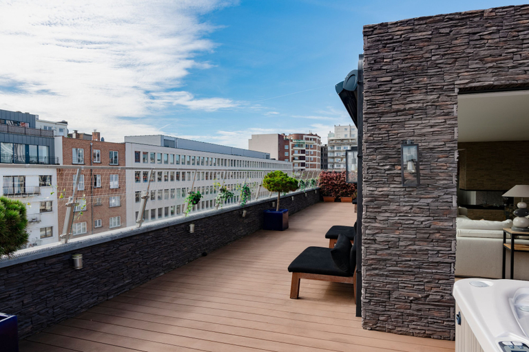 Others 3, Brussels Penthouse Prestige, Bruxelles