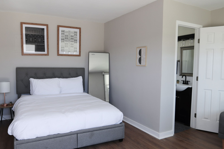 Bedroom 3, Inviting 1BR 10-Mins to Nashville, Davidson
