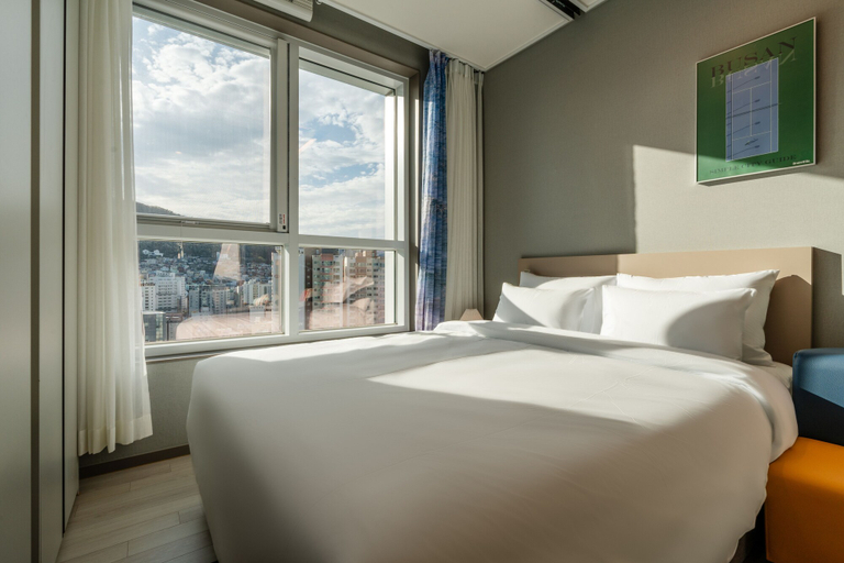 Others 5, Radiant Nampo Hotel, Jung
