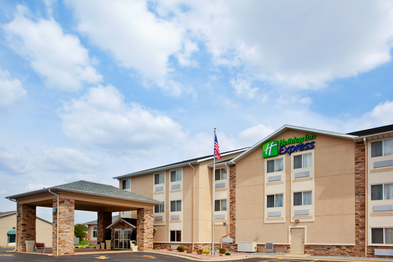 Exterior & Views 2, Holiday Inn Express TUSCOLA by IHG, Douglas