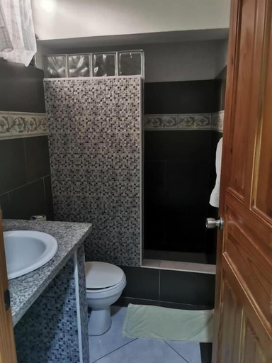 Bathroom 3, Hotel Cambri, Nagua