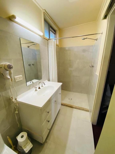 Bathroom, Merriwa Motor Inn, Upper Hunter Shire