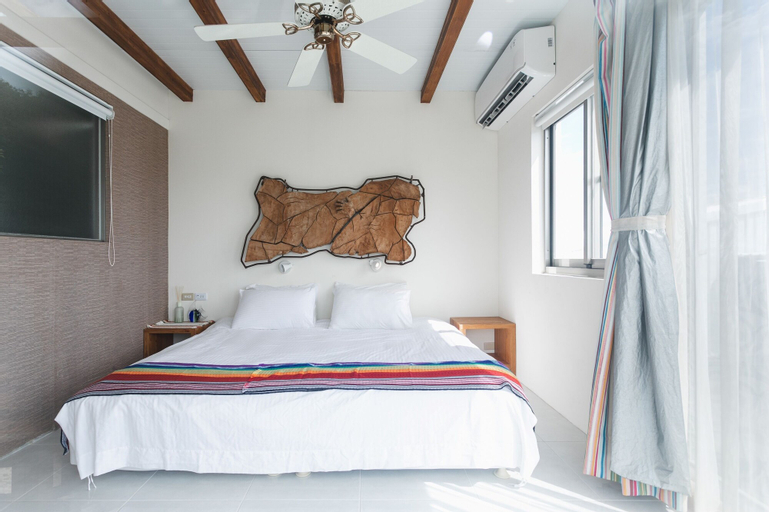 LowPressure restaurant & surf guesthouse, Taitung