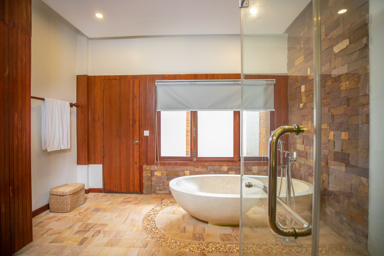 Bathroom 5, Mera Residence, Siem Reap