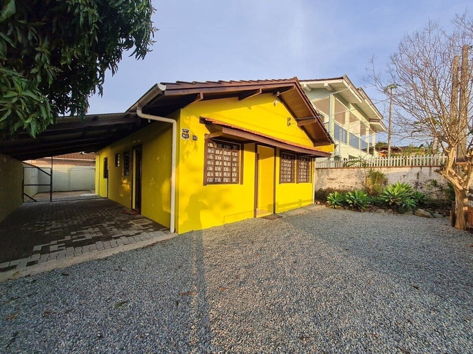 Exterior & Views 2, Yellow House, Joinvile