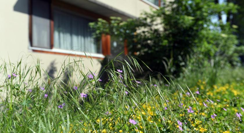 Others 3, Auberge de La Sauge, Broye-Vully