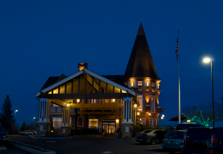 Exterior & Views 2, Holiday Inn Express SPOKANE-DOWNTOWN by IHG, Spokane