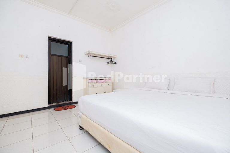 Others 5, Dukuh Kupang Residence Mitra RedDoorz, Surabaya