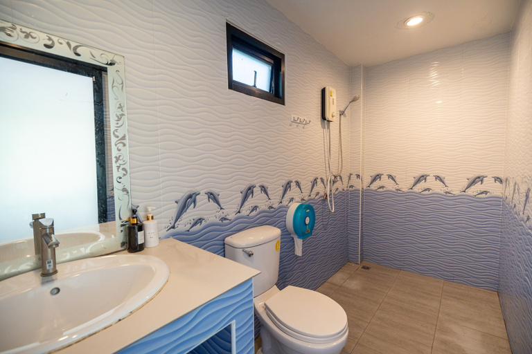 Bathroom 4, Janpa resort, Don Sak