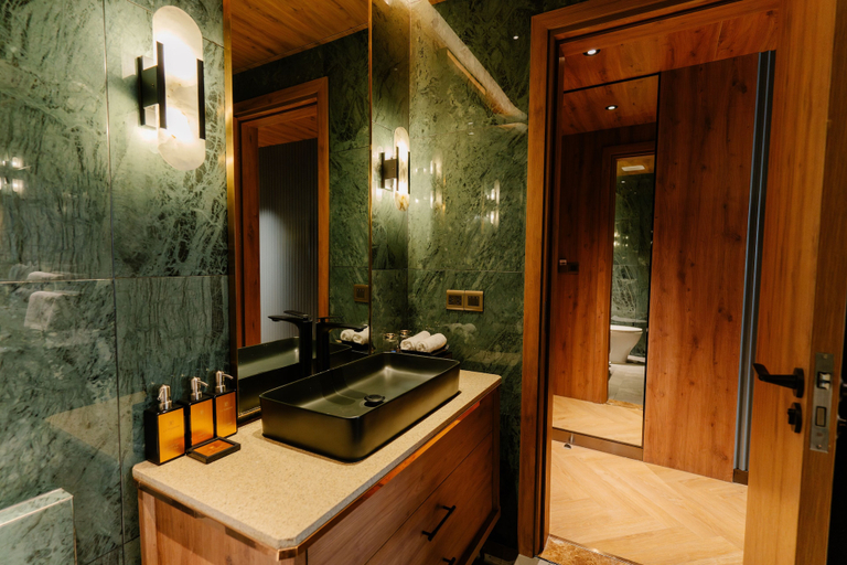Bathroom 3, La Passion Premium Cau Go Hotel, Hoàn Kiếm