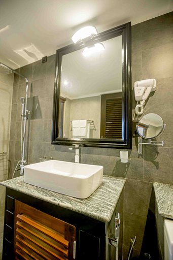 Bathroom 5, Emerald Bay Resort Mirissa, Weligama