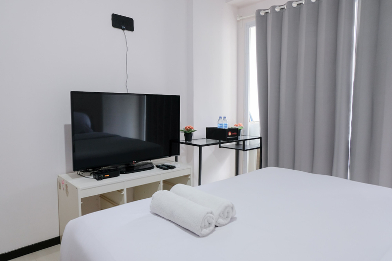 Bedroom 3, Homey Studio Room At 7Th Floor Gateway Pasteur Apartment, Bandung