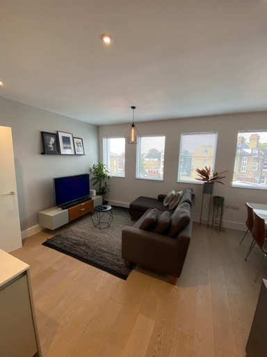 Others 4, Tasteful 2BD Flat W/open Plan Living - Blackheath!, London