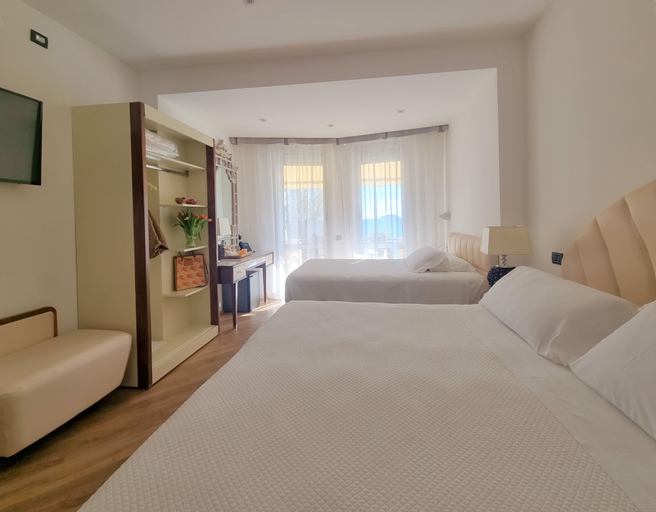 Bedroom 28