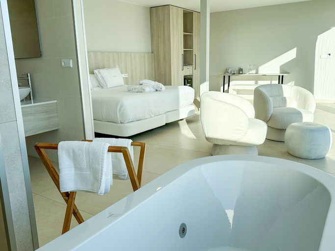 Bathroom 4, Otantus Hotel, A Coruña