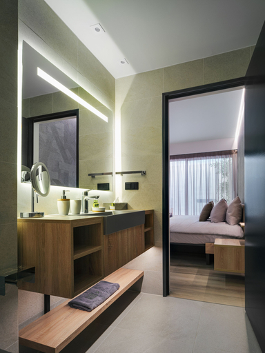 Bathroom 3, 3 Olive Trees, Attica