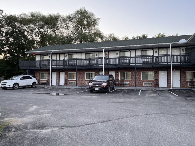 Exterior & Views 2, Fenelon Inn, Kawartha Lakes