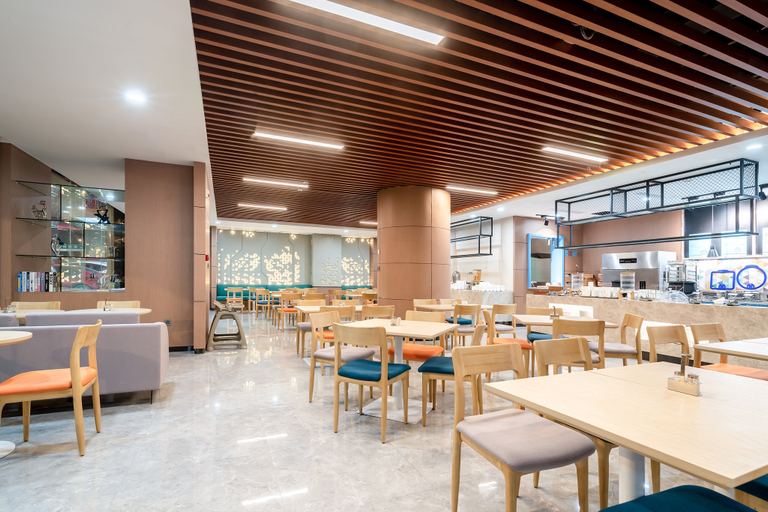 Food & Drinks 5, Holiday Inn Express JINAN QIANFO MOUNTAIN by IHG, Jinan