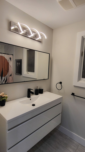 Bathroom 2, JstLikeHome - Serenity Suites, Ottawa