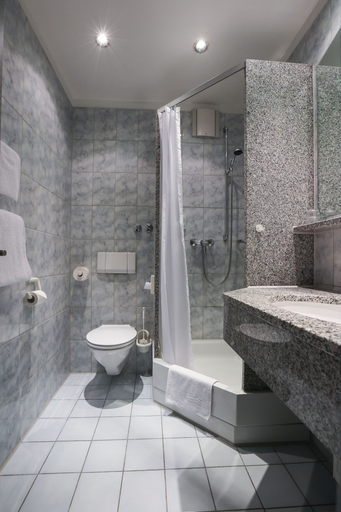 Bathroom 5, Hotel Blaubeurer Tor, Ulm