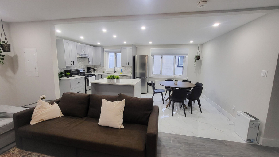Others 4, JstLikeHome - Serenity Suites, Ottawa