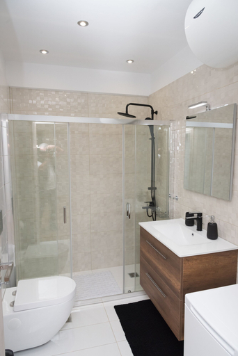Bathroom, Koules Sea View City Apartment, Crete