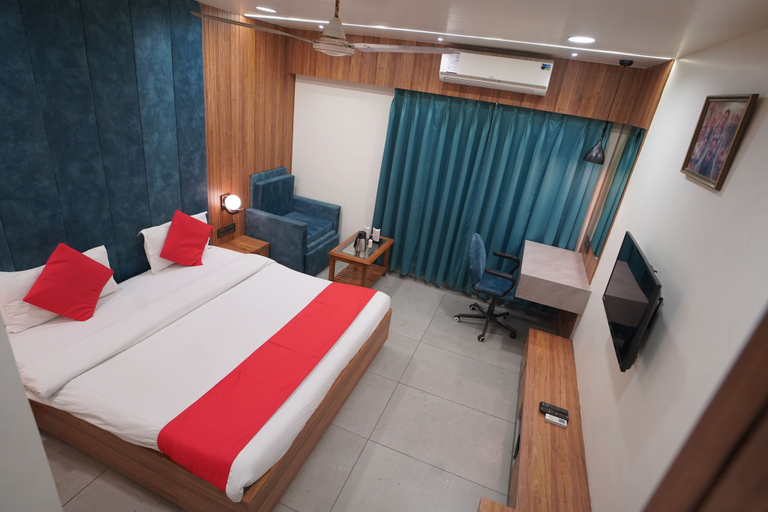 Others 4, Hotel Gokul, Kachchh
