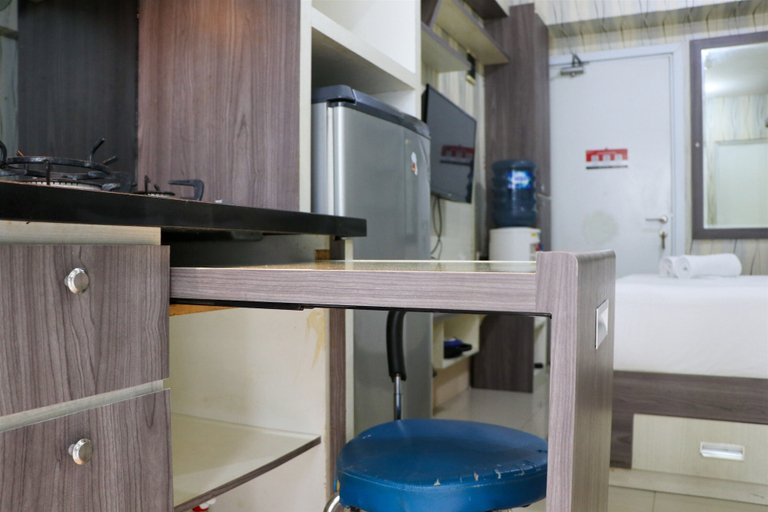Bedroom 3, Cozy And Enjoy Studio Room At Green Pramuka City Apartment, Central Jakarta