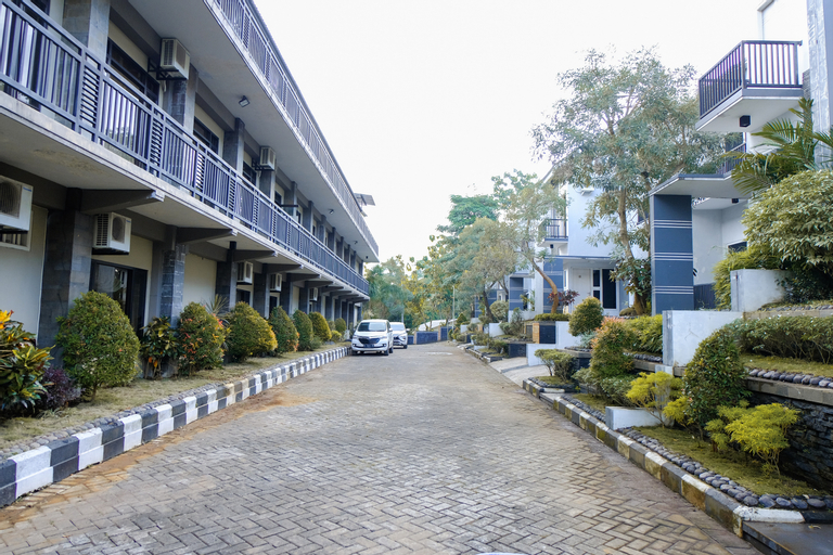 New Greenhill Hotel And Convention Center, Jember