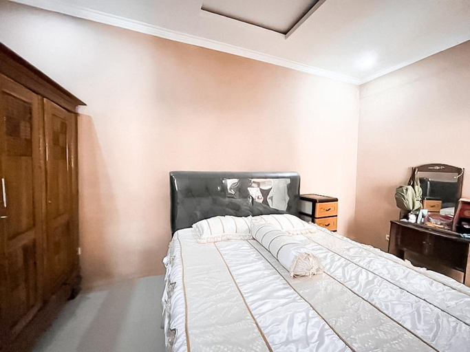 Bedroom 2, Neli Homestay at Desa Wisata Selasari, Pangandaran