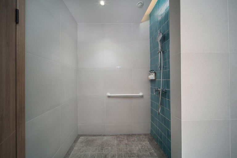 Bathroom 4, Holiday Inn Express SUZHOU SHIHU UNIVERSITY TOWN by IHG, Suzhou