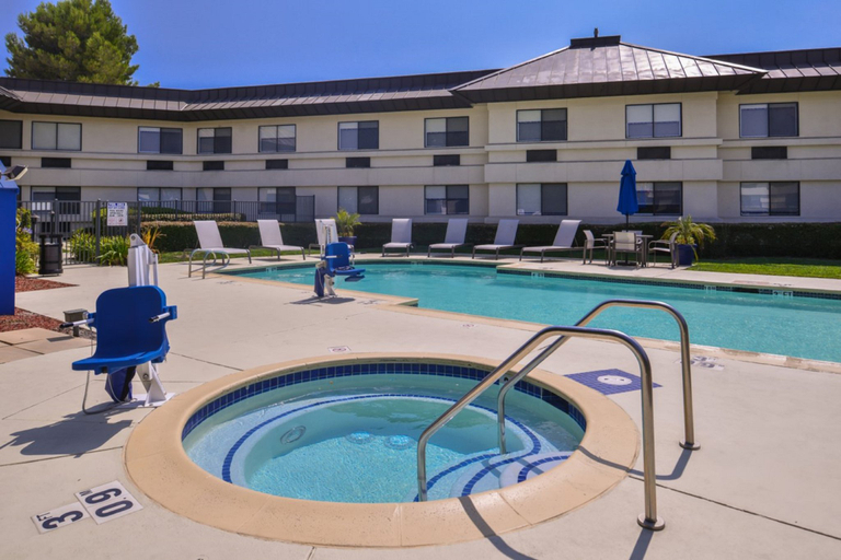 Sport & Beauty 2, Holiday Inn Express WALNUT CREEK by IHG, Contra Costa