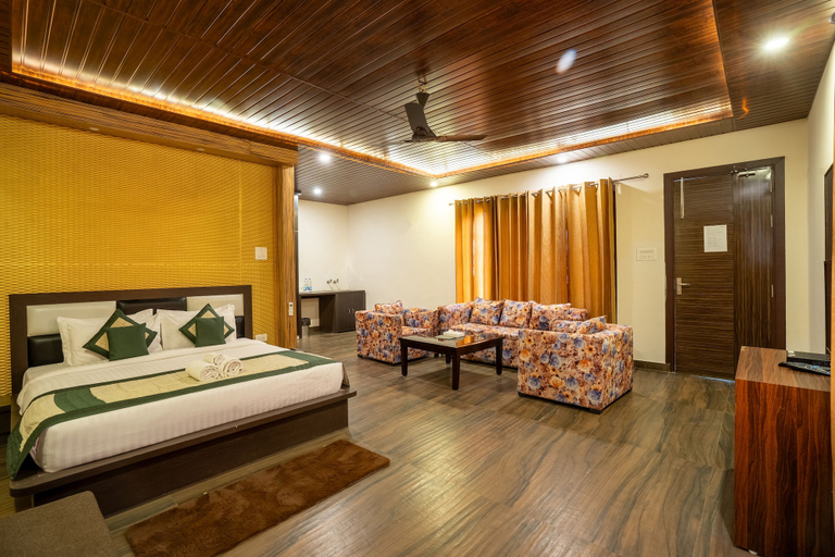 Bedroom 4, Skywood Resort, Solan