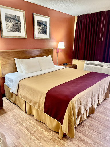 Bedroom 4, Executive Inn, Schenectady
