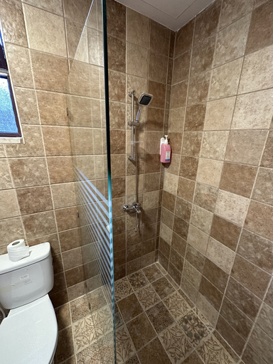 Bathroom 2, 3 Antica jabalal-lwebdeh, Wadi Essier