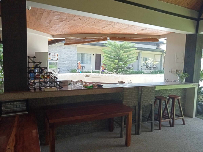 Food & Drinks 5, Ariella Mangrove and Eco Resort By Hiverooms, Alcoy