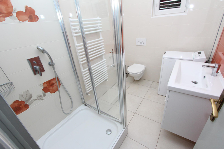 Bathroom 3, Apartments Malvina, Rovinj