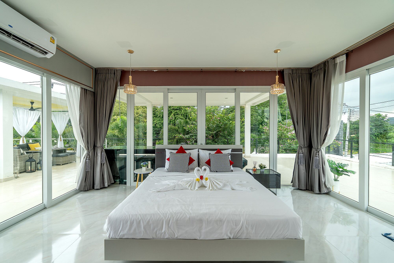 Bedroom 5, Luxury and Playful 5 Bed Pool Villa - CC, Sattahip