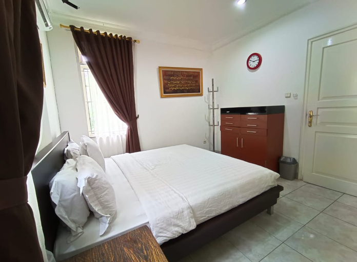 Bedroom 3, Villa Kota Bunga DD3-14 - 3BR with Pool by Zahra Al-Jazeerah, Bogor