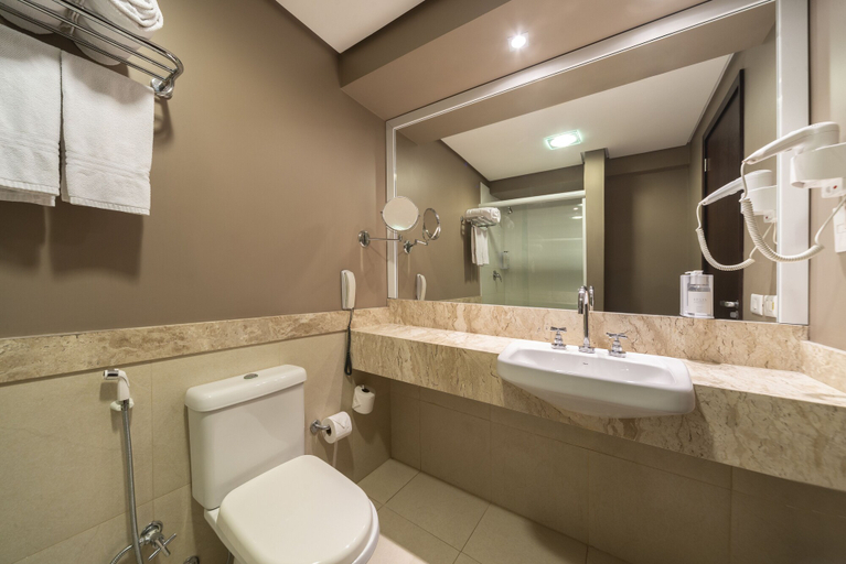 Bathroom 4, Laghetto Villa Moura, Rio Grande