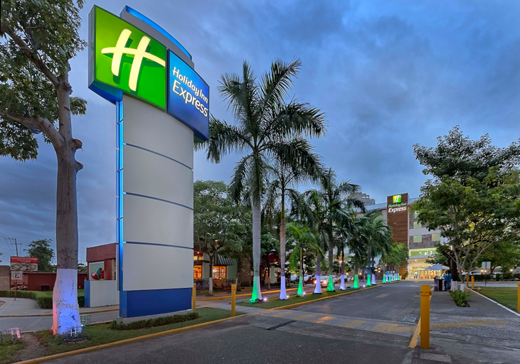 Others 2, Holiday Inn Express VILLAHERMOSA TABASCO 2000 by IHG, Jalpa de Méndez