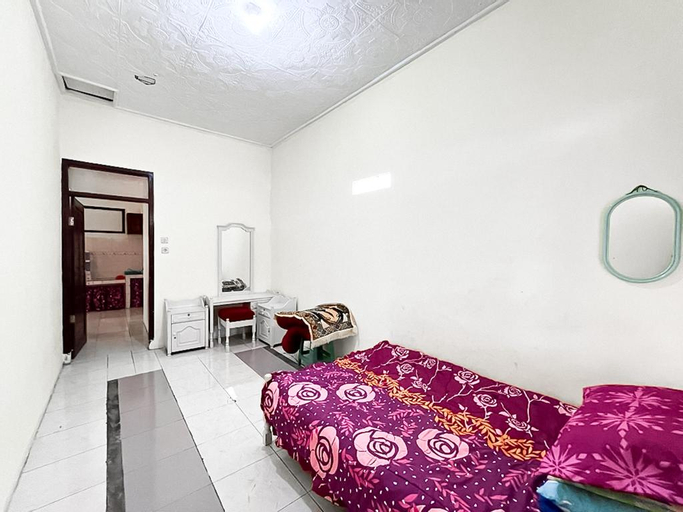 Bedroom 2, H.Deni Homestay at Desa Wisata Selasari, Pangandaran