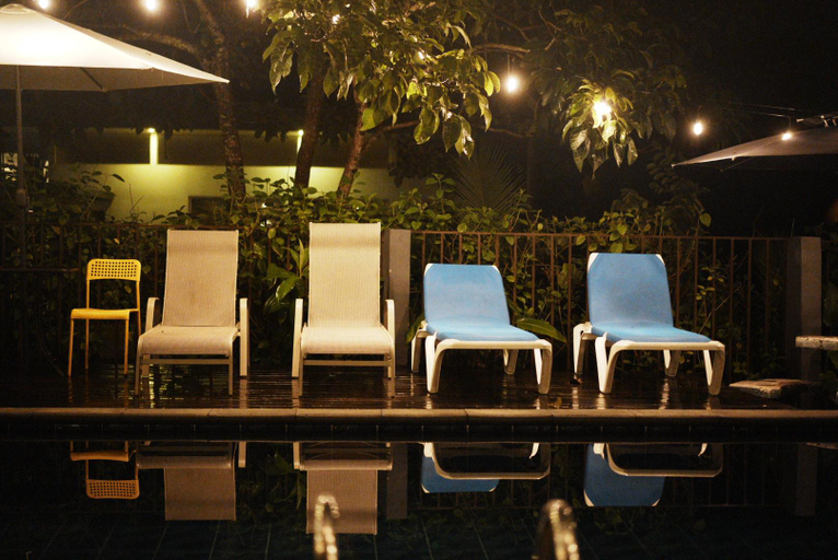 Others 4, Rooms & Pool Macaws, Osa